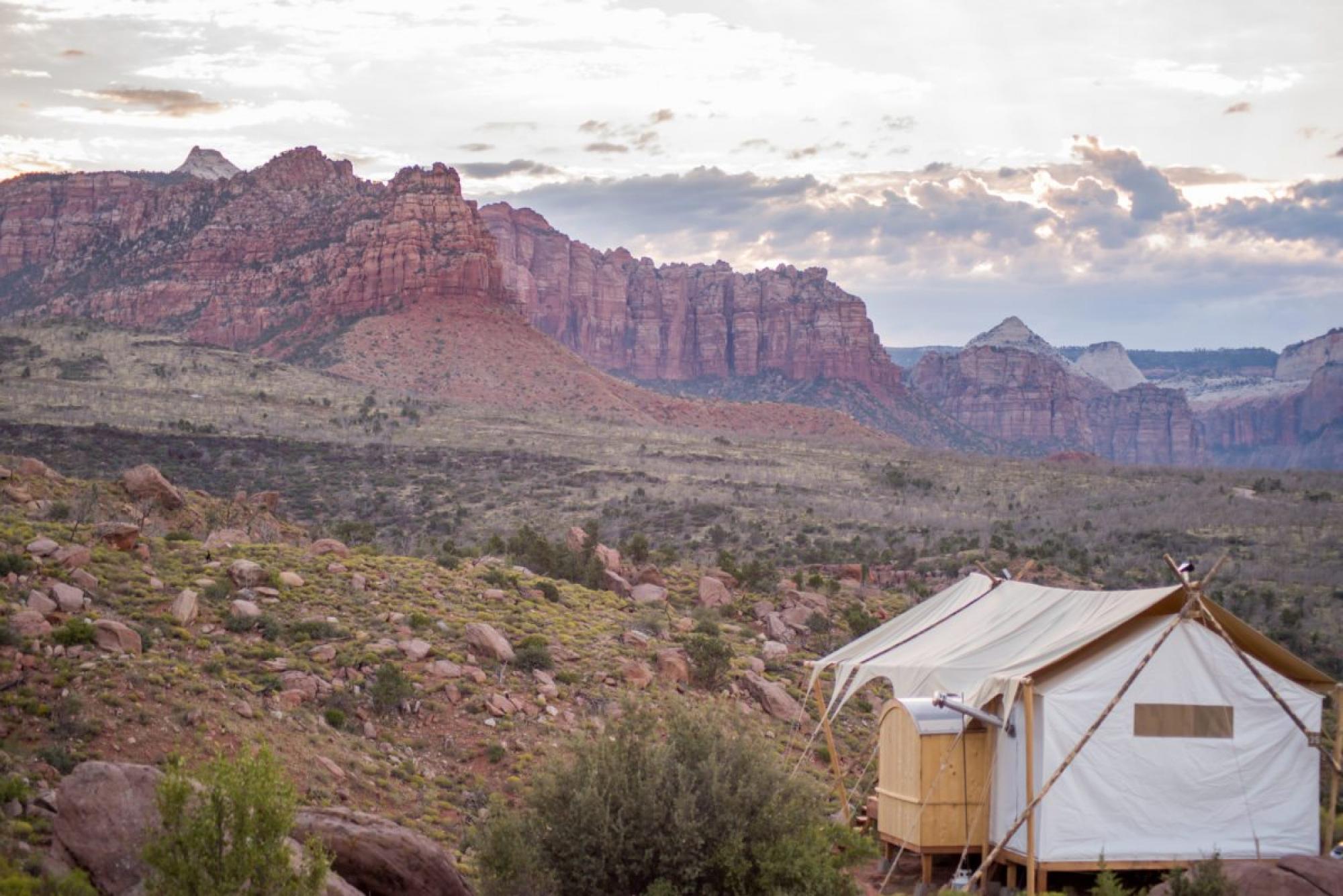 road trip, authentic travel, atypical accommodation, American west, Iconic travel